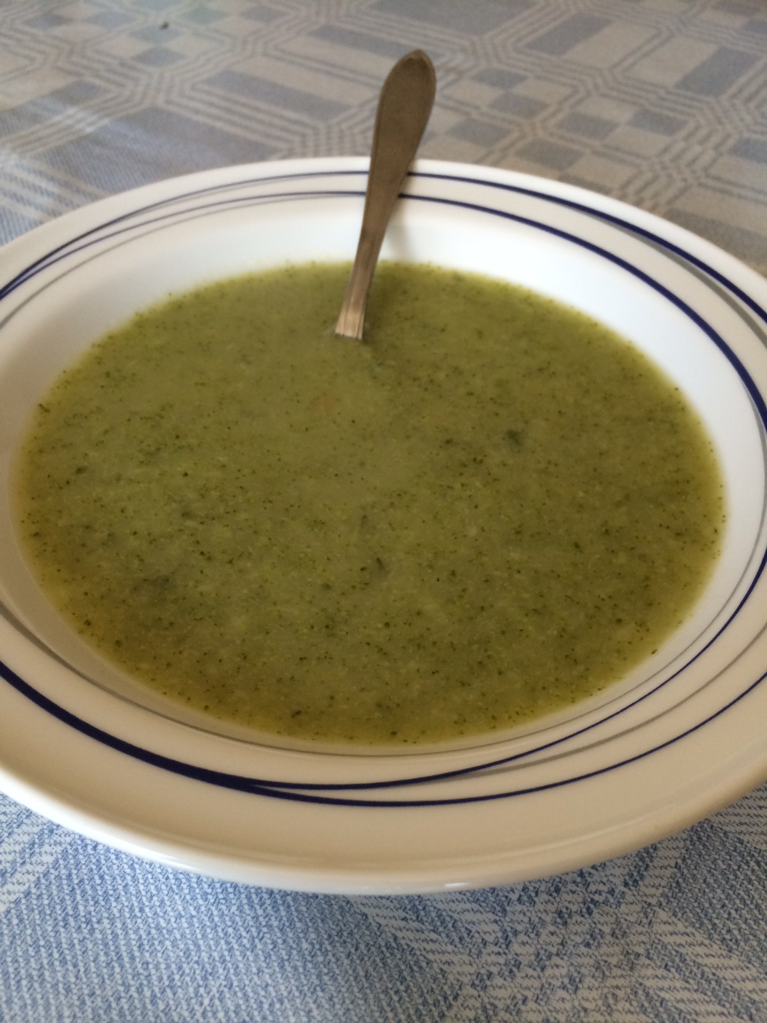 Broccoli- & potatissoppa - Recept ur Hssons Skafferi