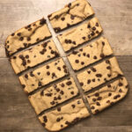 Chocolate Chip Cookie Bars - Recept hos Hssons Skafferi