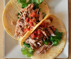 Carnitas med salsa verde och calabacitass - Recept från Hssons Skafferi