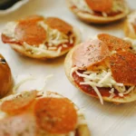 Pepperoni Pizza Bites - Recept ur Hssons Skafferi
